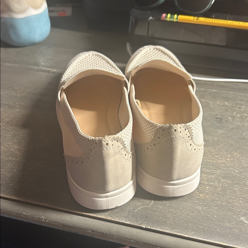 Dollymix Women's Cream Knit Loafers - size 9 - Picture 3 of 5